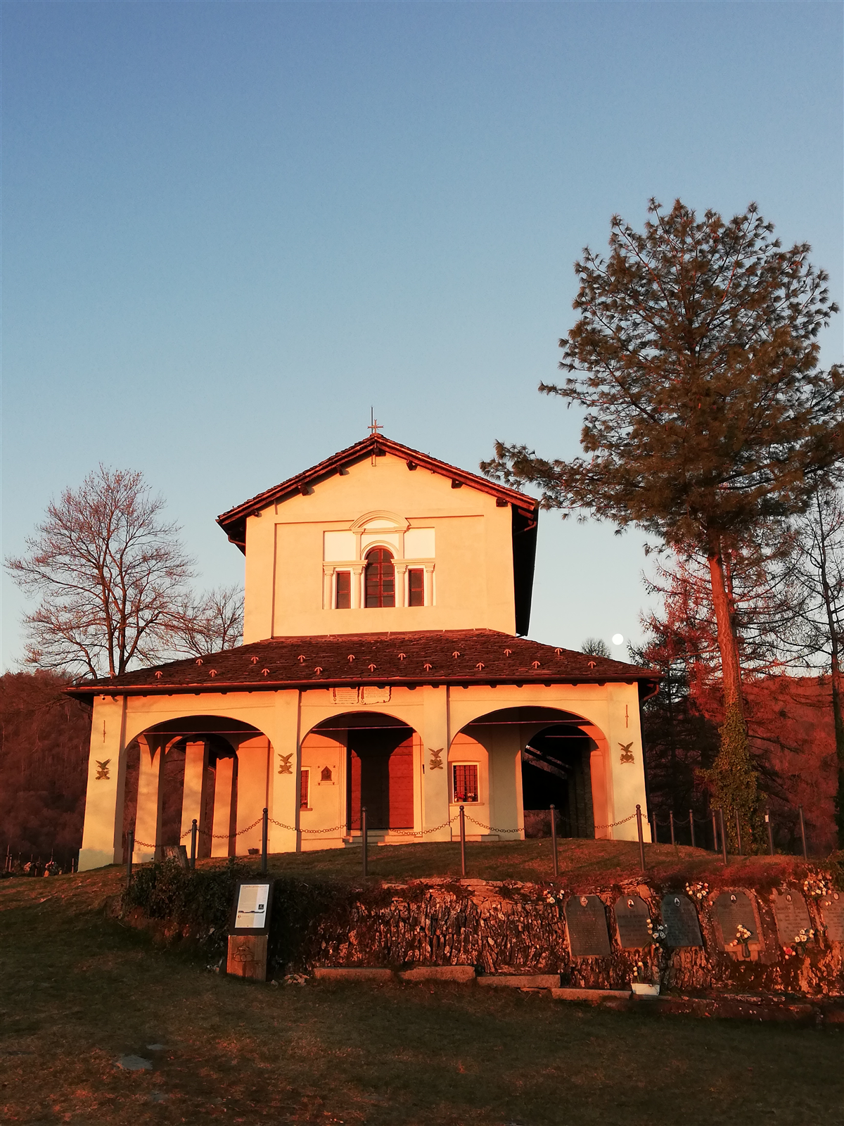 SANTUARIO S.MAURIZIO-MADONNA DEGLI ALPINI